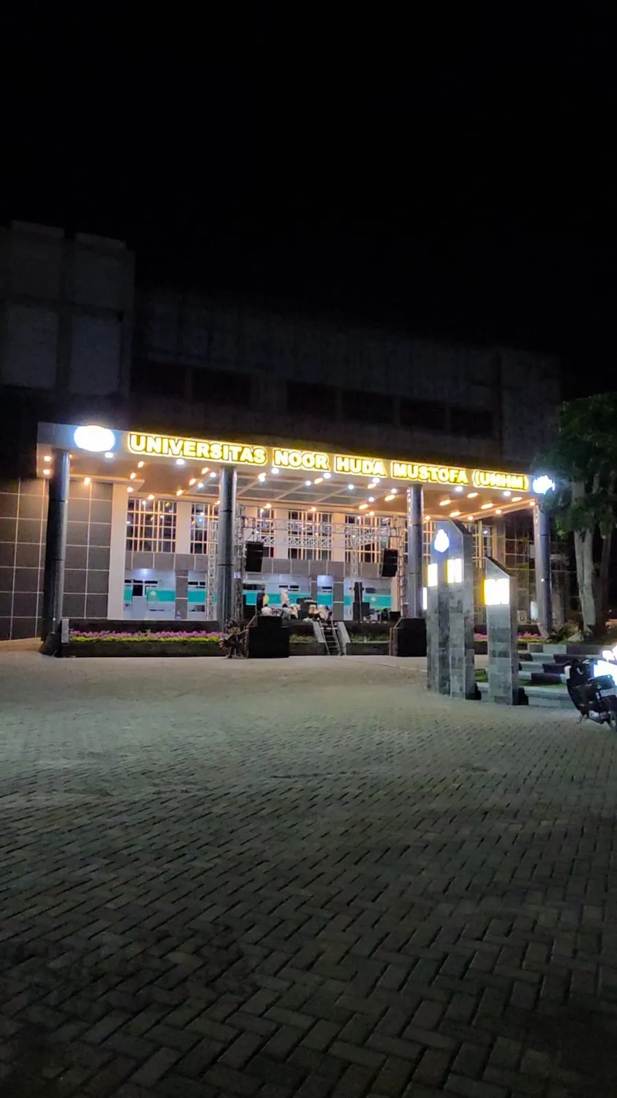 Universitas Noor Huda Mustofa